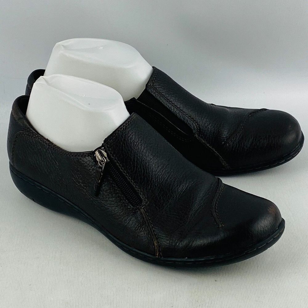 Womens 10M Clarks Bendables Loafers Brown Leather Zip Closure Slip‎ On